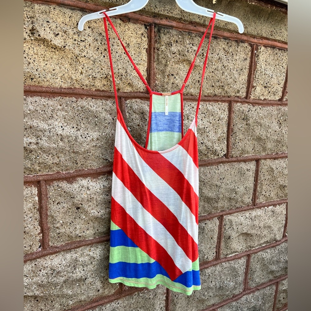 NWT large junior/Women tank top colorful poof large
